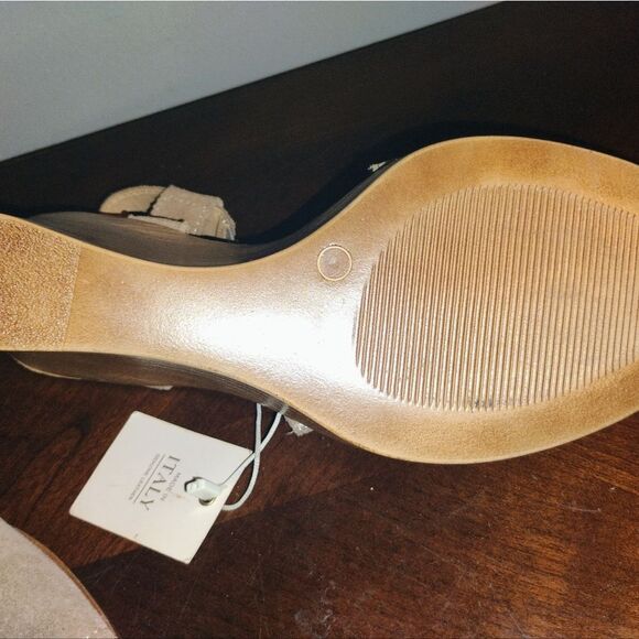 Sophia Milano Nwt Elegant Beige Women's Sandals - Picture 9 of 10